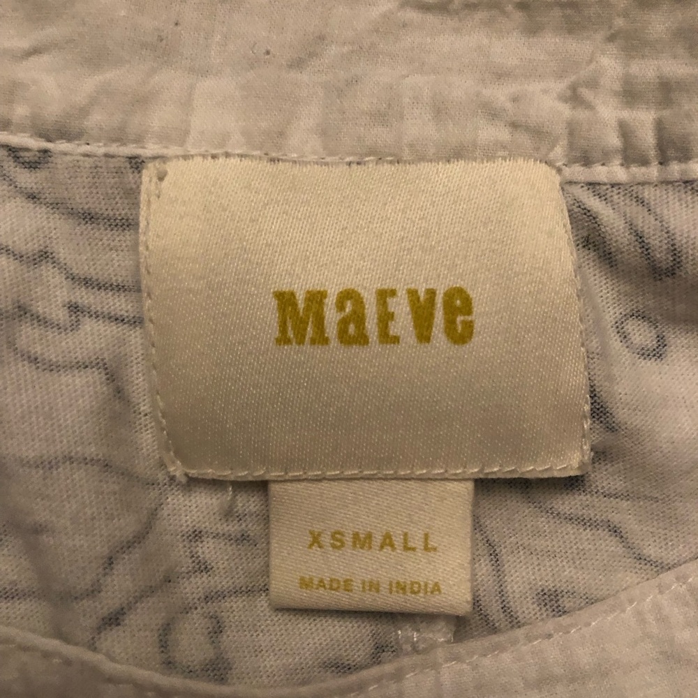 Anthropologie Maeve Ester Eyelet Embroidered Scalloped Blue White Top size XS/S - Picture 5 of 15